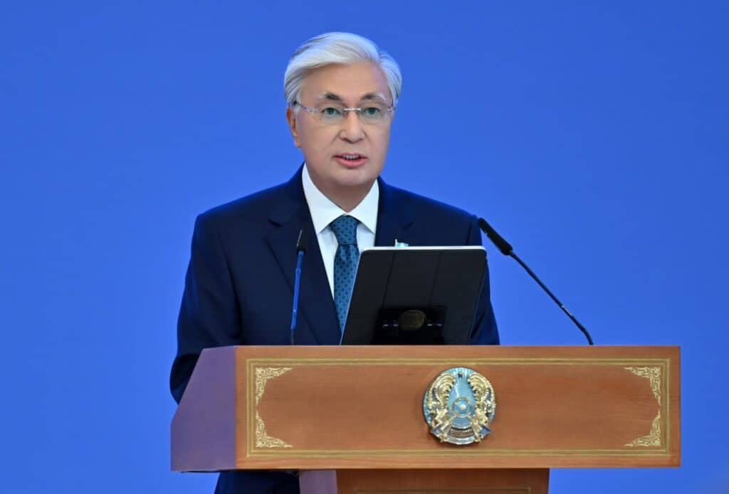 Тоқаев: Президенттің жеті жылға бір рет қана сайлануы маңызды саяси бетбұрыс