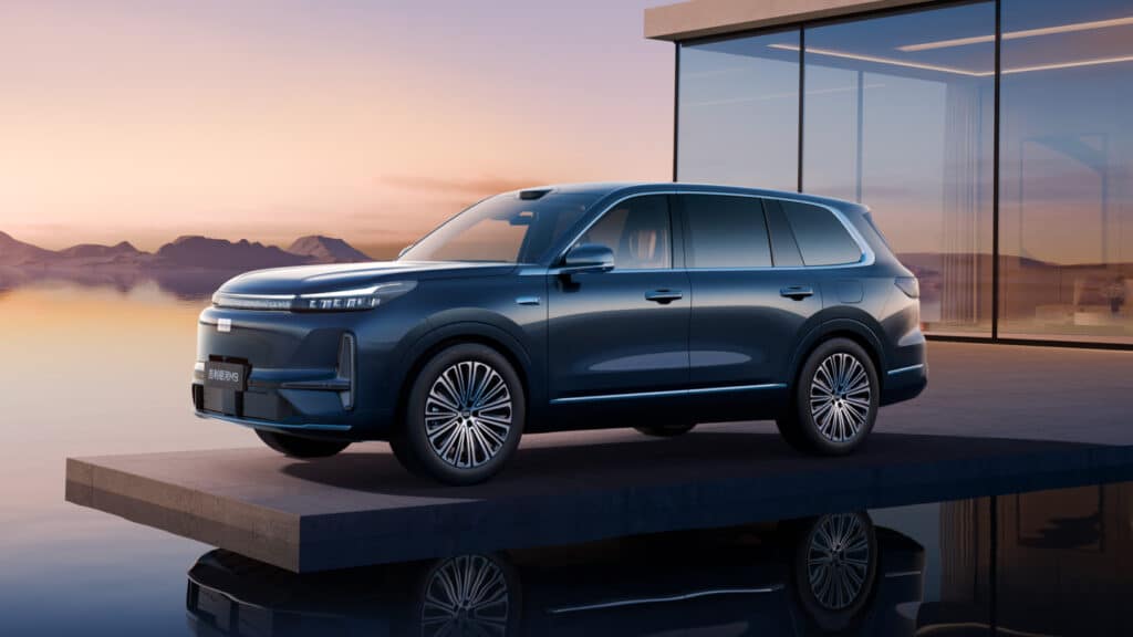 Новый Geely собрал 40 тыс. предзаказов за первые сутки