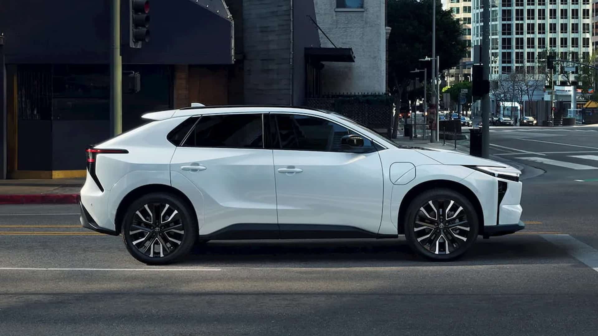 Тойота Хайлендер, Toyota Highlander EV, Хайландер, электрокроссовер, электрический кроссовер