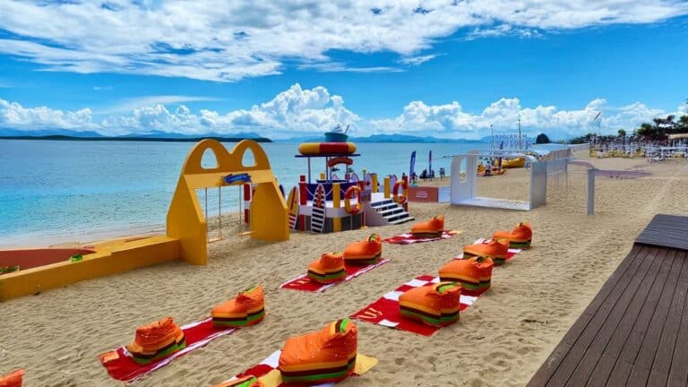 В Китае открылись курорты McDonald’s 
