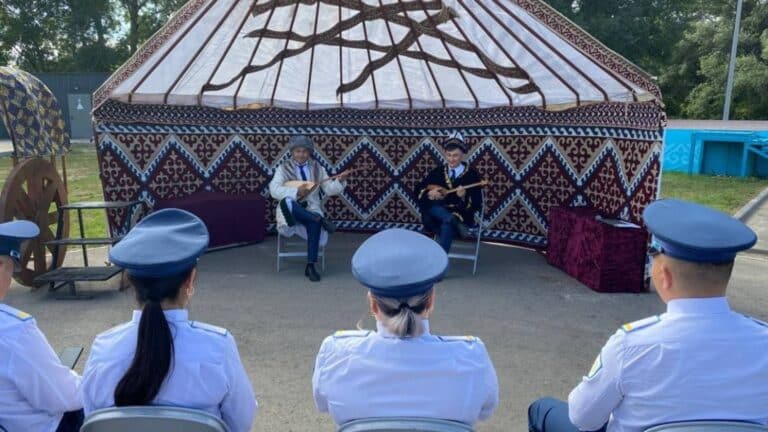 Абай облысындағы түрмеде ақындар айтысы өтті