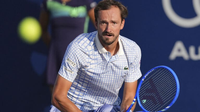 Medvedev smashes racquet after chaotic loss to Bonzi at US Open