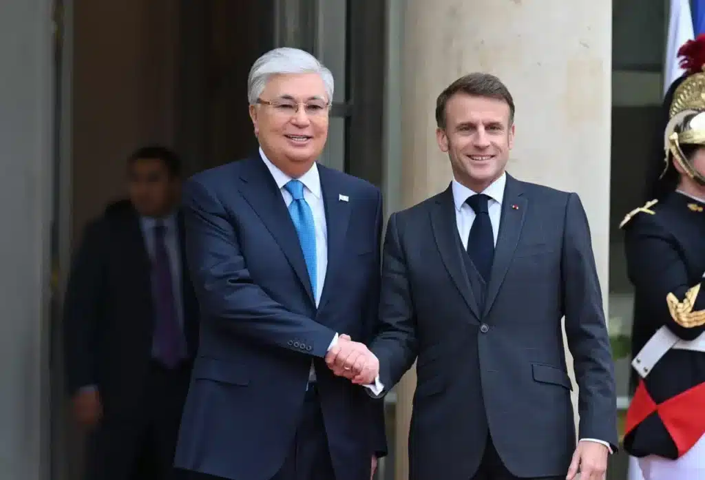 Токаев и Макрон созвонились накануне 80-летия ООН