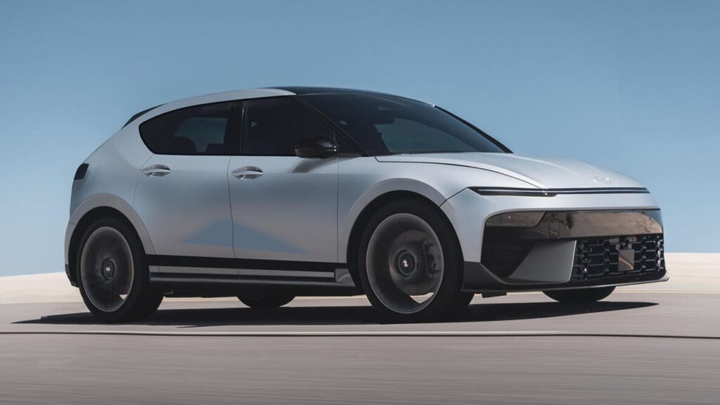 Hyundai представит новый электрический хэтчбек за вменяемые деньги