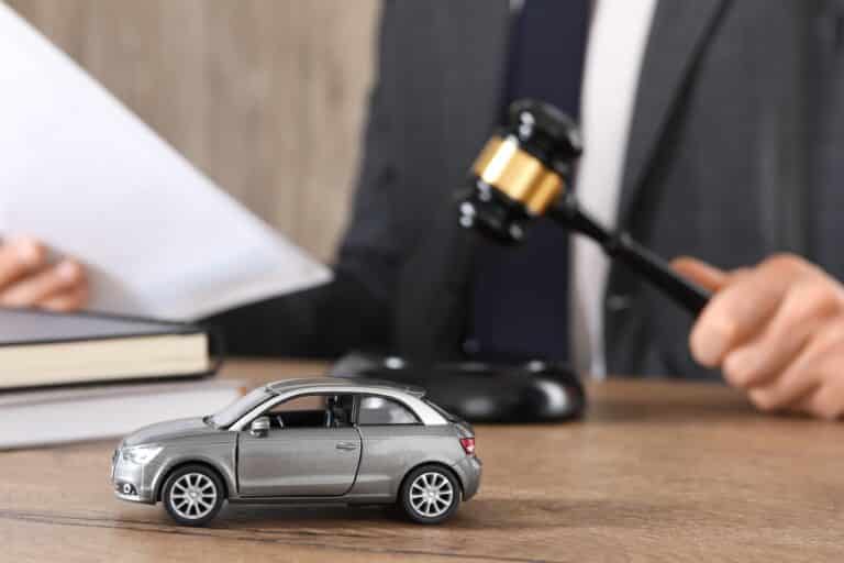 Водитель Toyota сбил двух девочек в Кокшетау, но его не наказали