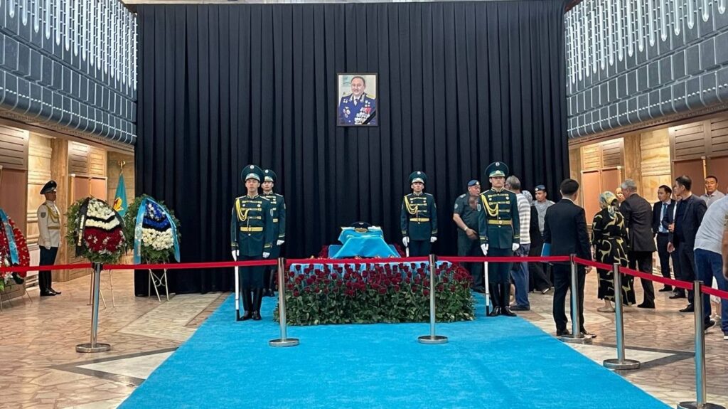 Ғарышкер Талғат Мұсабаевпен қоштасу рәсімі өтті