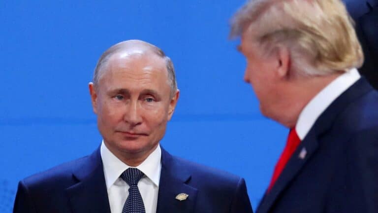 Трамп Мәскеуге ультиматум мерзімі аяқталған соң не болатынын айтты