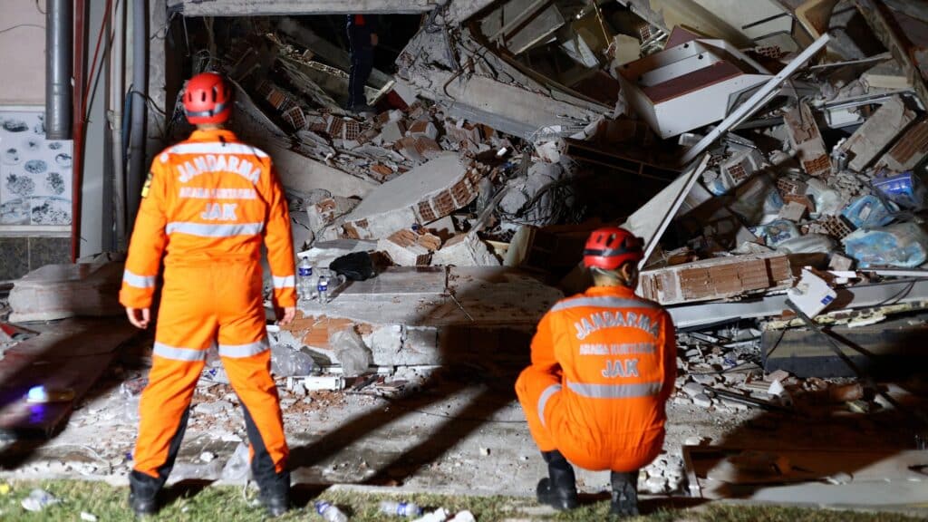 Түркияның батыс өңірінде жер сілкінді