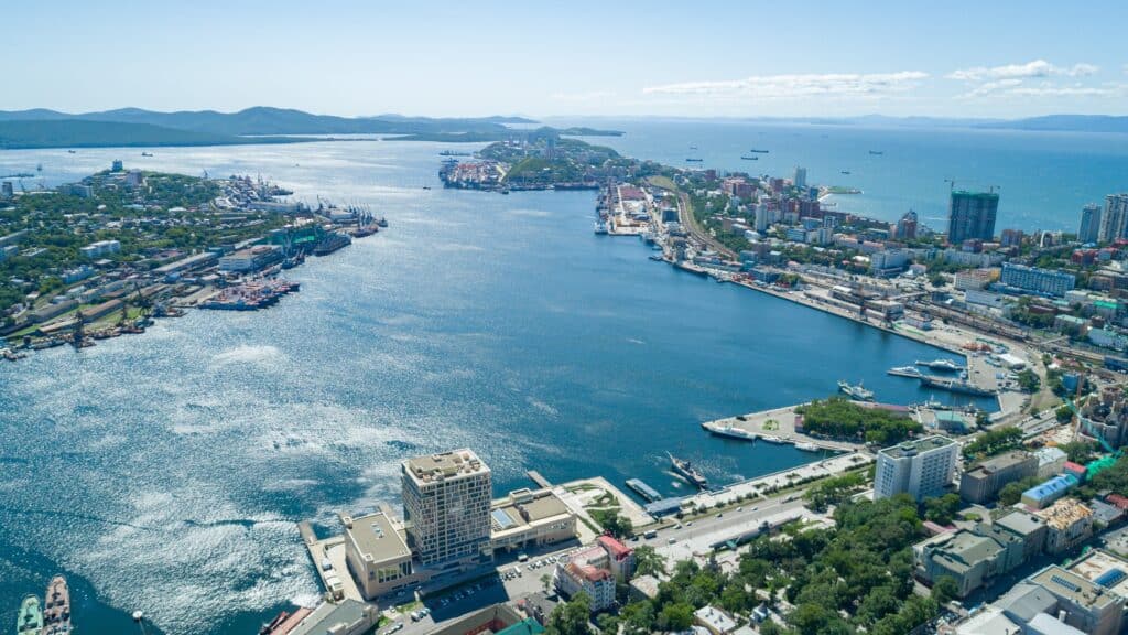 Зілзала: дүмпу ошағынан шалғайдағы Владивосток қаласы да жылжып кетті