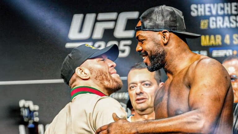 Джонс или Макгрегор: Уайт рассказал, кто возглавит турнир UFC в Белом доме