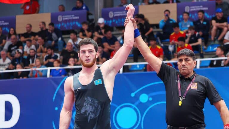 Борец-вольник Куруглиев выиграл серебро молодежного чемпионата мира в Болгарии