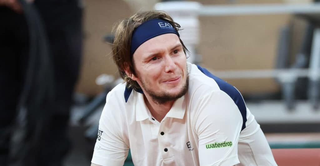Александр Бублик проиграл на старте Сhina Open-2025