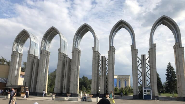 Проект обновленного «Атакента» представили урбанисты