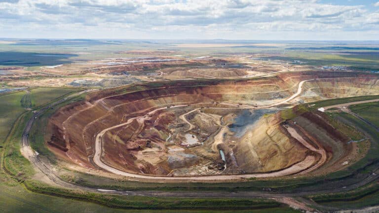 Золотодобывающая компания Утемуратова резко увеличила прибыль