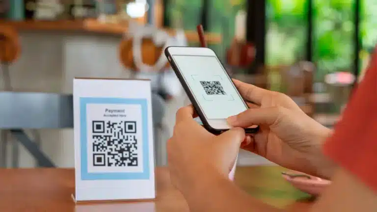 Мына үш банктің клиенті бір QR арқылы төлем жасай алады