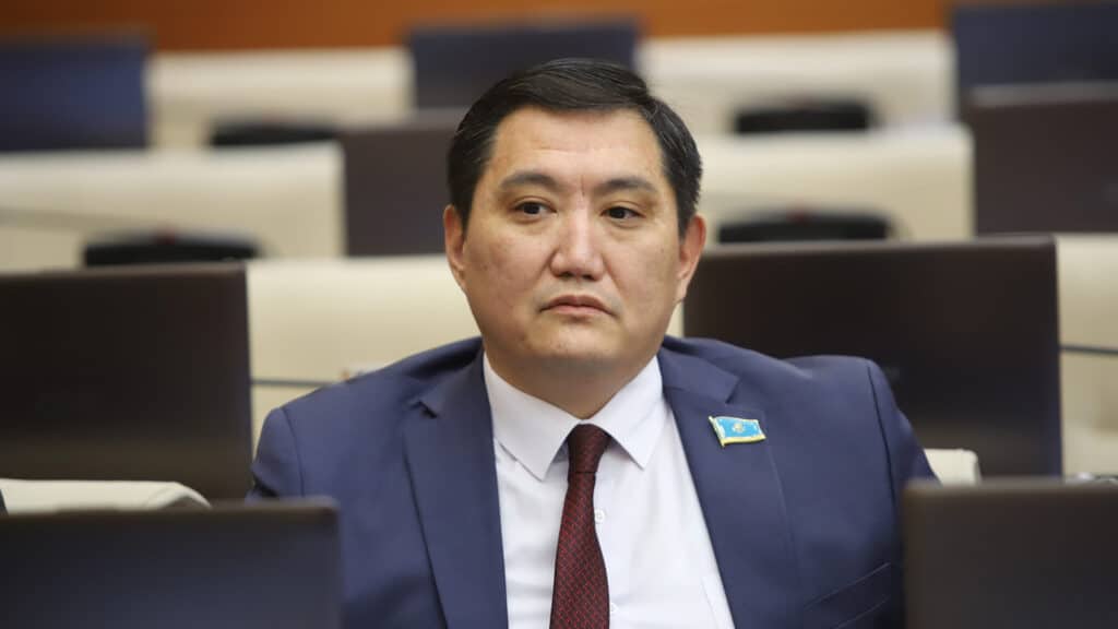 Депутат Базарбек: «Алматы ждет огромная катастрофа»