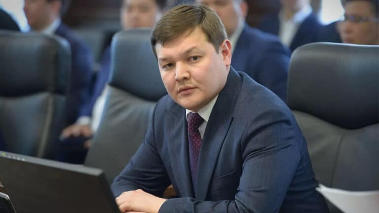 Экс-министр культуры Асхат Оралов получил новую должность
