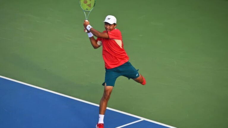 Казахстанские юниоры поборются за четвертьфинал US Open