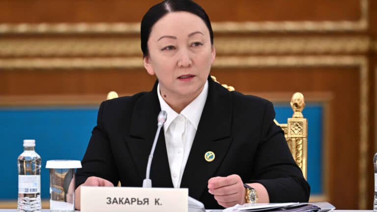 Закарья освобождена от должности советника Токаева