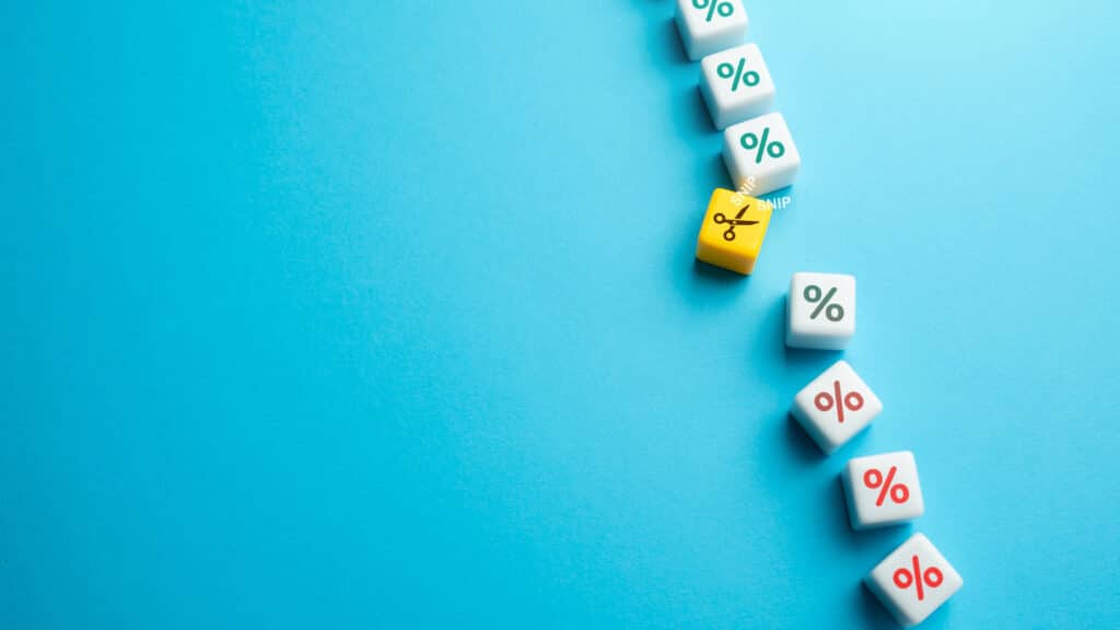 Банки: казахстанцы смогут погашать кредиты без комиссий с сентября