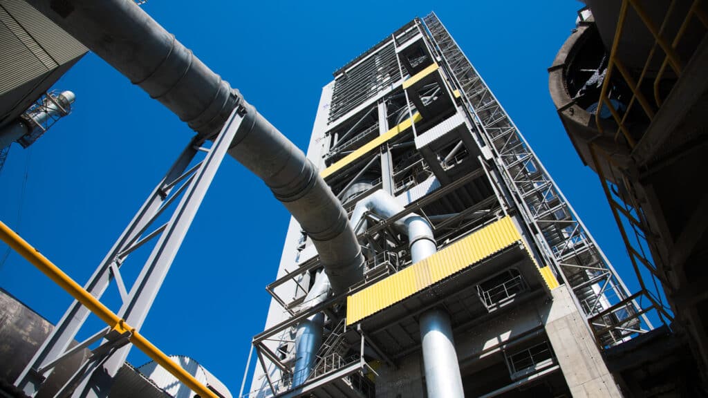 Завод на 75 млрд тенге, связанный с бывшим акимом Уральска, хотели заморозить