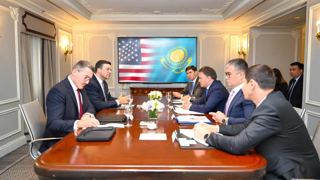 В Казахстане стартует проектирование завода по выпуску авиатоплива SAF вместе с США