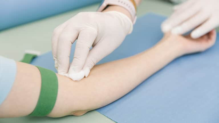 Alzheimer's breakthrough: Simple blood test hailed as 'game-changer' for diagnosis