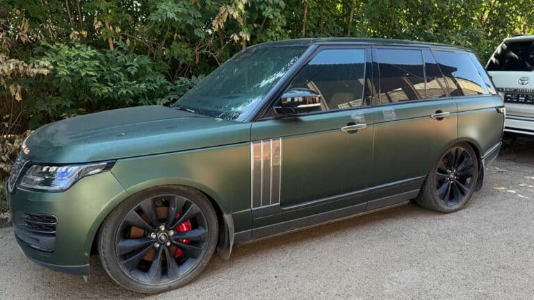 Range Rover лидера ОПГ Елдоса Коспаева продают в Алматы