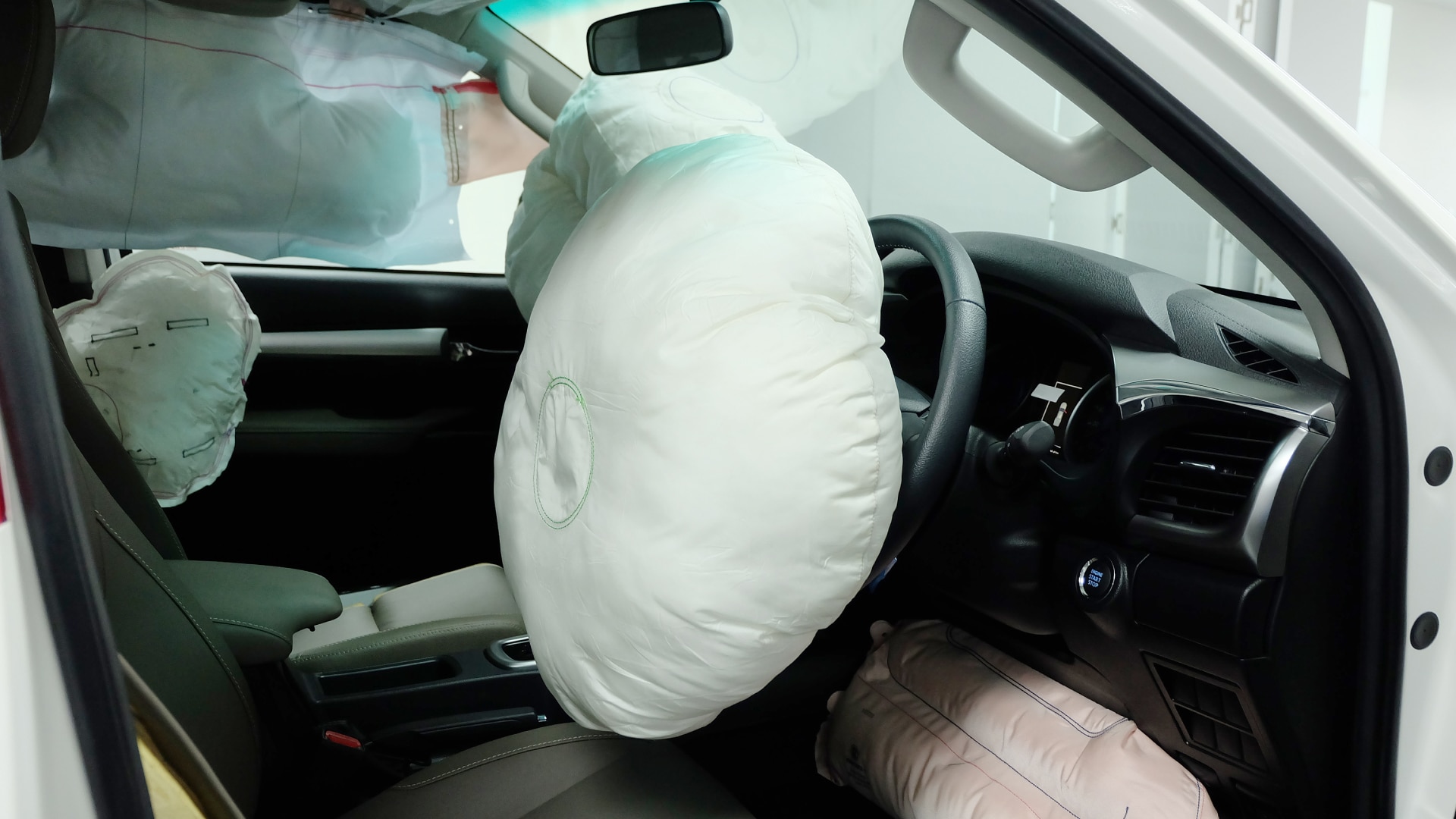 китайские подушки безопасности, эйрбаг, airbag, айрбаг