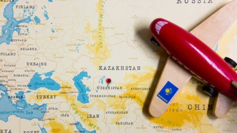 Прямые рейсы из Казахстана в Узбекистан в 2025 году