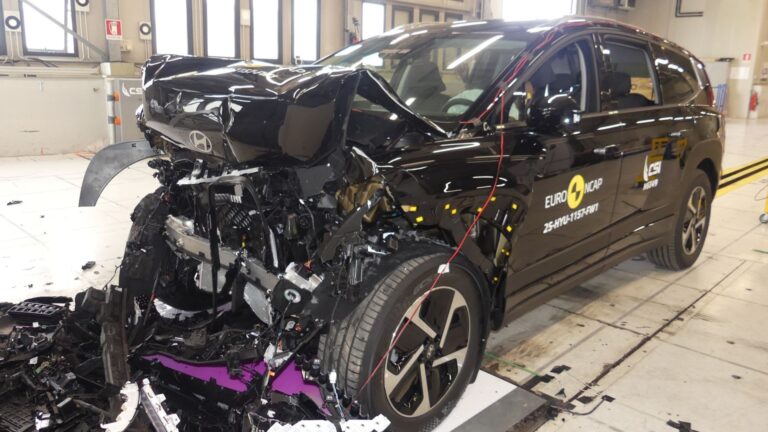 Новый кроссовер Hyundai прошел краш-тесты на 5 звезд