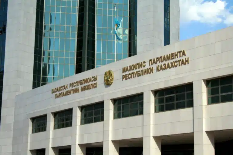 Новые законопроекты поступили в мажилис