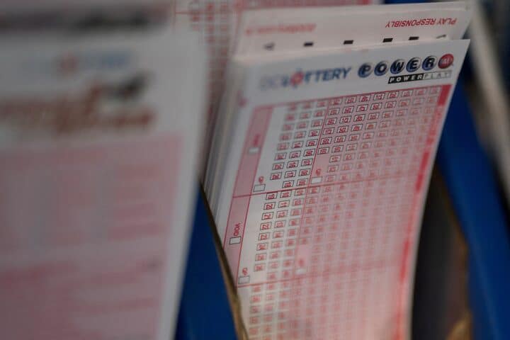 В США два игрока Powerball сорвали джекпот в $1,8 млрд