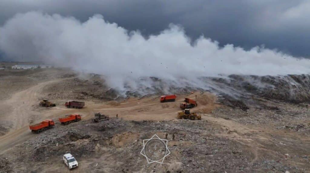 Возгорание мусорного полигона в Алматинской области локализовано