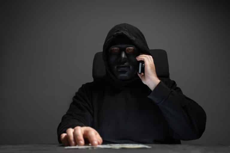 Алаяқтар ең көп қолданатын 10 айла белгілі болды