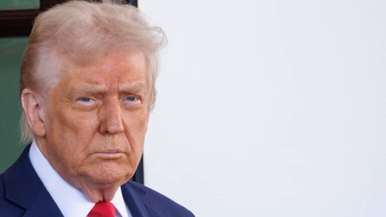 Трамп Тоқаевқа сәлем айтып, Қазақстанға келуі мүмкін екенін жеткізді