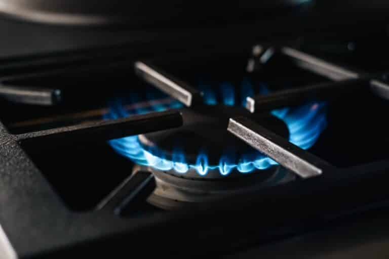 Из-за ДТП без газа остались тысячи жителей Шымкента