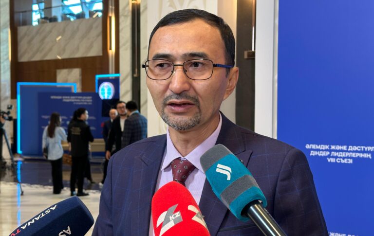 Теолог адамдар жасанды интеллектіден пәтуа сұрап, айтқанымен жүреді деп алаңдайды