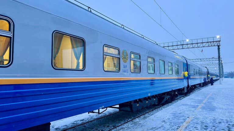 «Дочка» КТЖ купит 100 новых пассажирских вагонов с помощью гарантии в 103 млрд