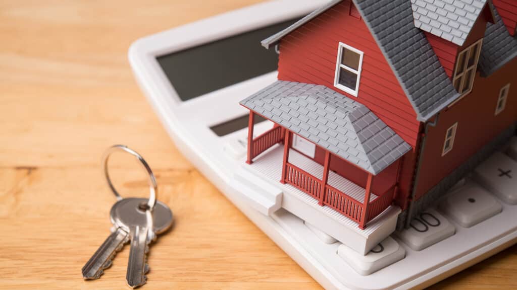 Как накопить на свое жилье в Казахстане