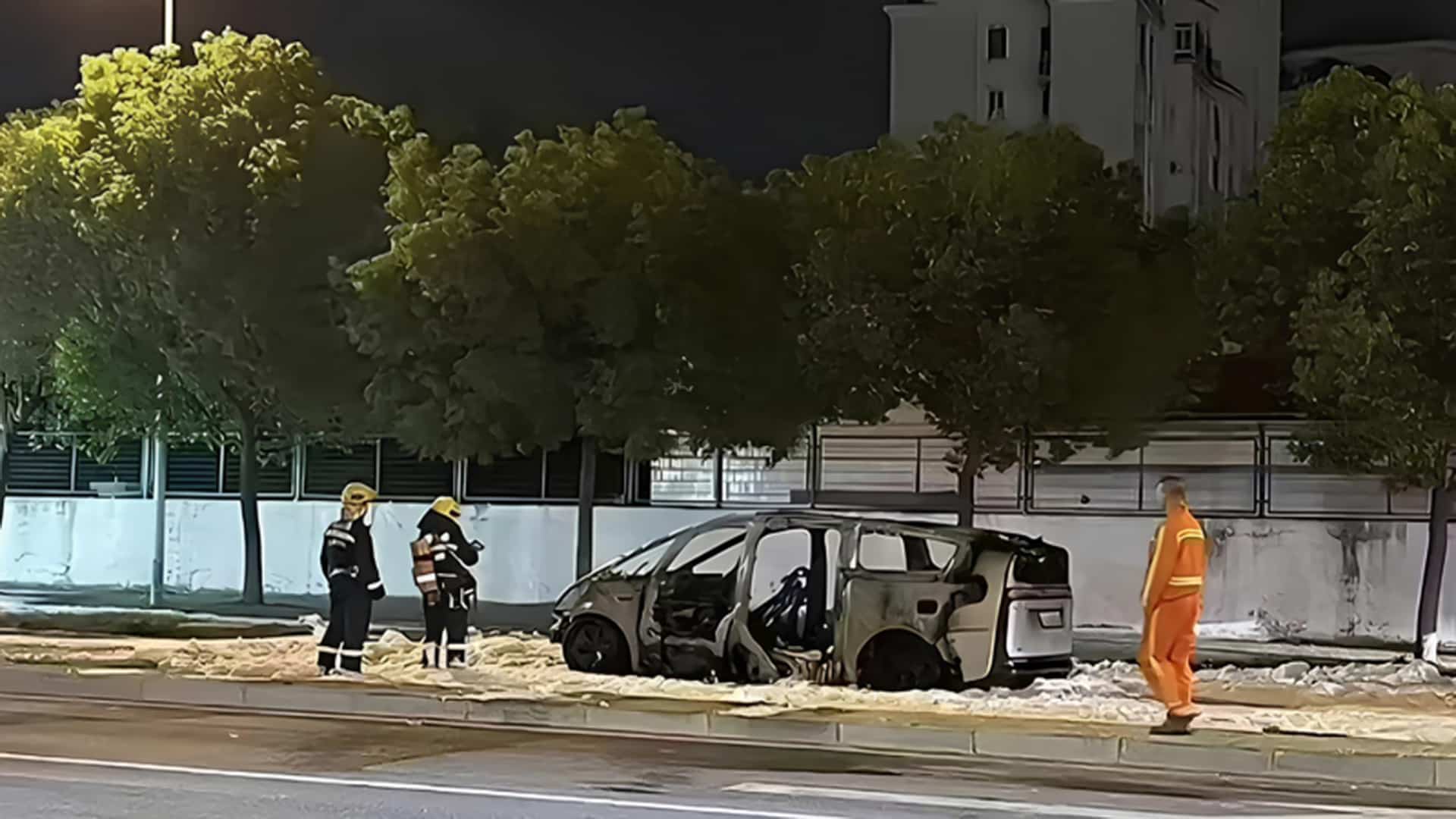 Li Mega возгорание аккумулятора, сгорел электромобиль лисян ли мега, li auto, lixiang проблемы