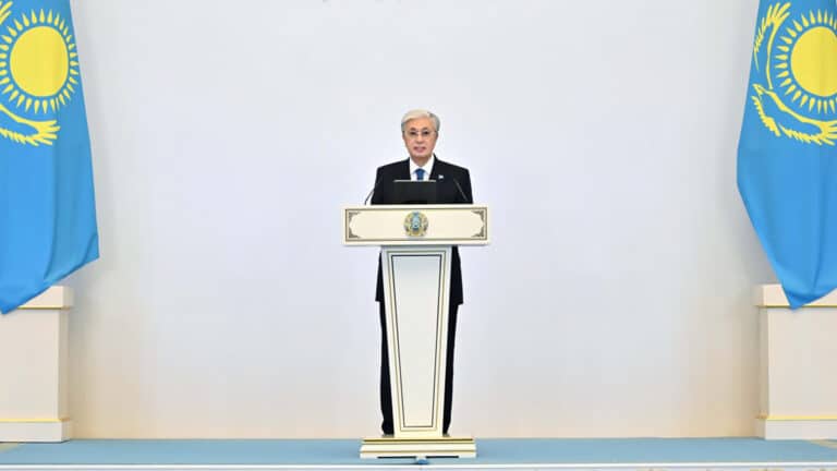 Казахстан превращается в «нацию знаний» — Токаев