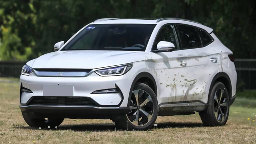 Блогер оценил состояние BYD Song Plus спустя 30 тыс. км по Алматы