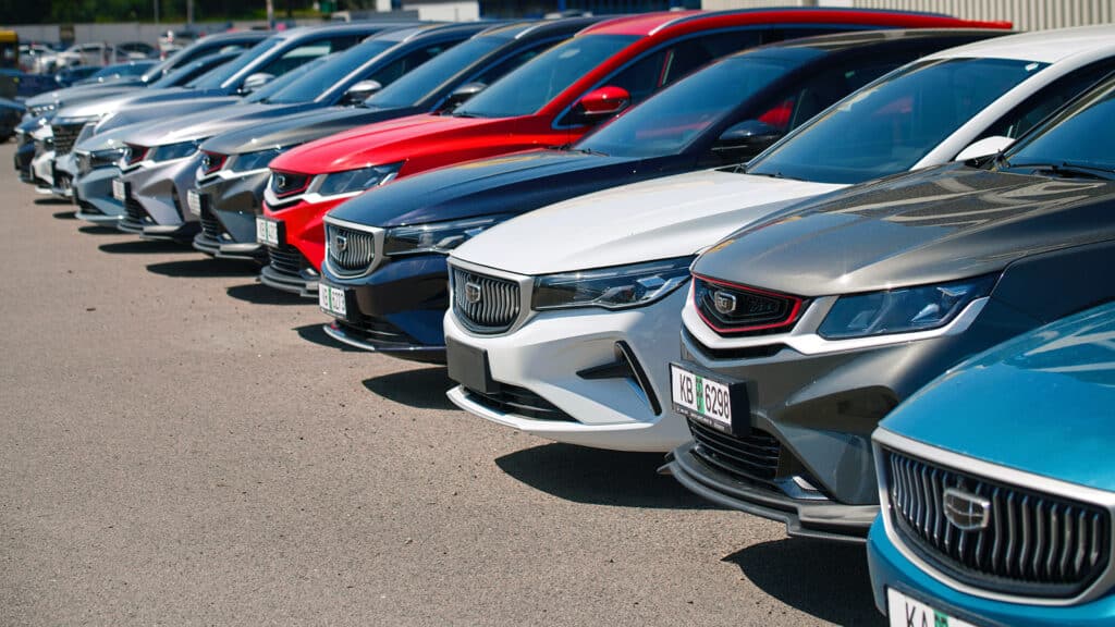 Казахстанец удивился, как сильно теряют в цене китайские авто на вторичном рынке