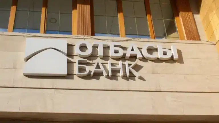 Отбасы банк жалдамалы тұрғын үйді үлестіре бастады