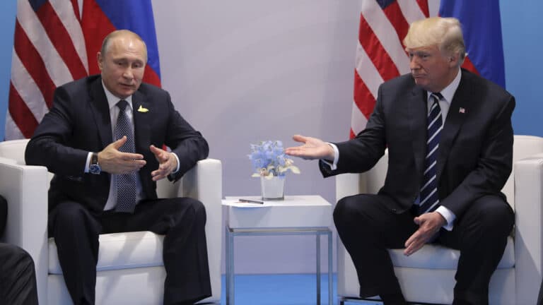 Trump announces summit with Putin in Hungary