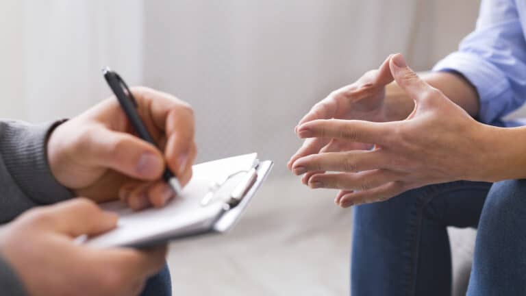 Кабинеты психологической помощи для учителей появились в Казахстане