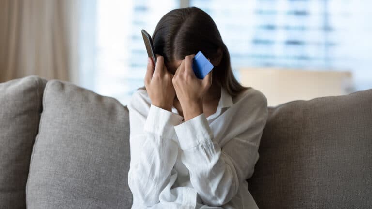 Тысячи казахстанцев пожаловались на банки