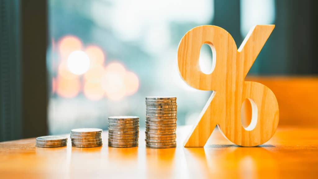 Ставки по депозитам казахстанцев достигли максимума в XXI веке