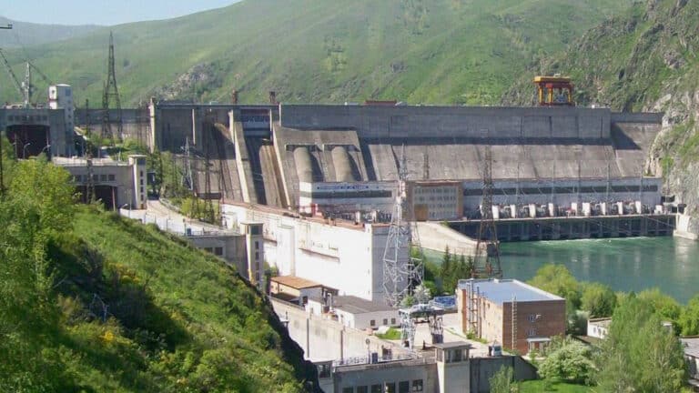 «Самрук-Энерго» перестало владеть второй по величине ГЭС